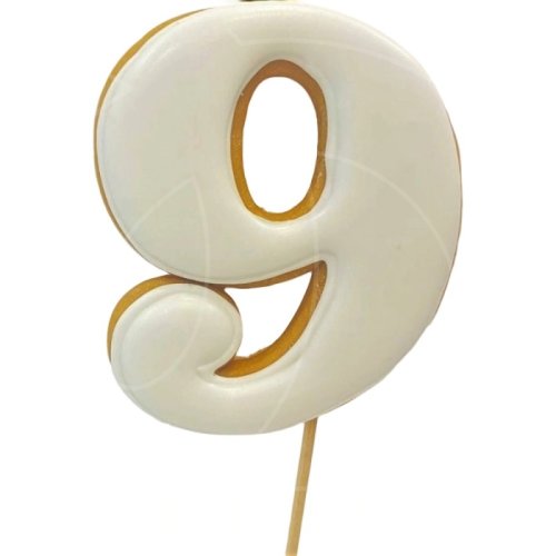 Пряник-цифра "9" с белой глазурью 